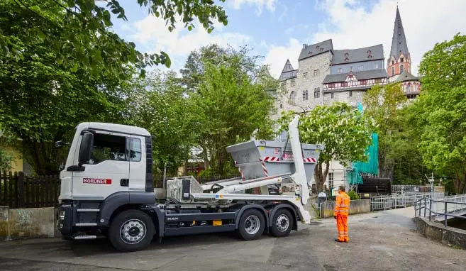 REMONDIS-Lkw mit Abrollcontainer, REMONDIS Büdingen
